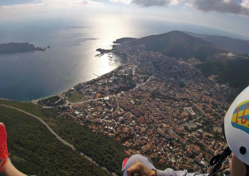 mejores saltos parapente en montenegro