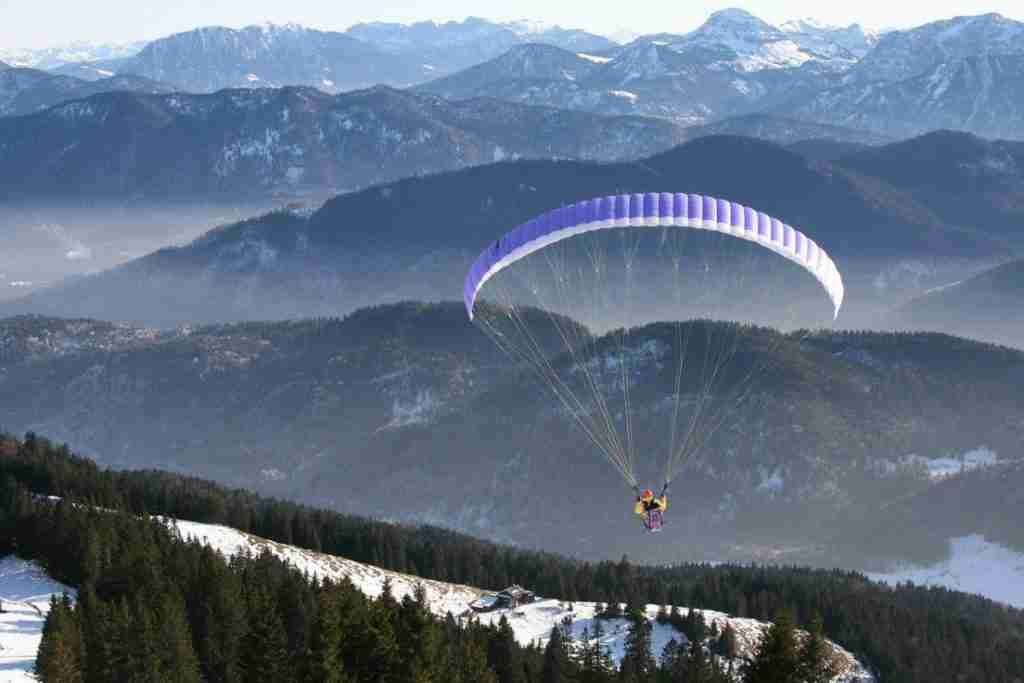 parapente en los alpes suiza